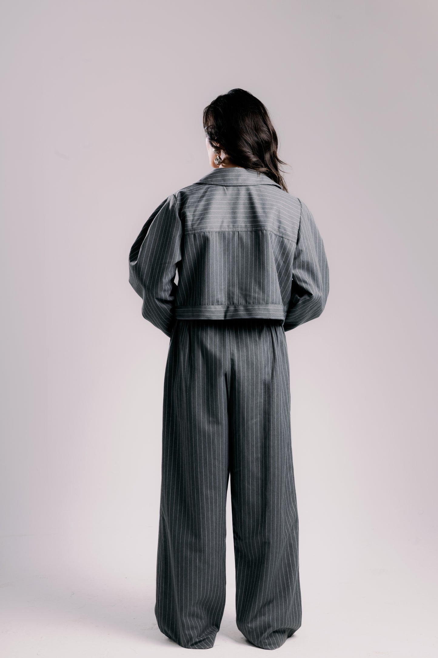 The Signature Set In Grey